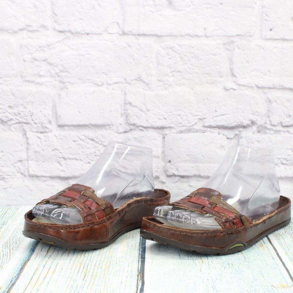 *Earth Brown Leather Slip on Comfort Casual Sandals Size 9.5 Inches - Picture 2 of 9